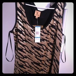 Black and Gold tank top.